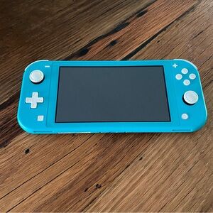 Nintendo Switch - Turquoise